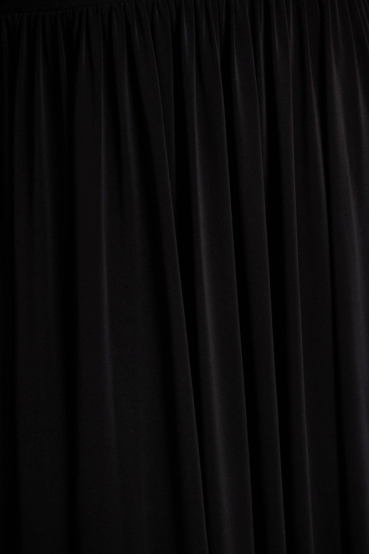 Rosalita | Black Crew-Neck Maxi Dress With Drop-Waist