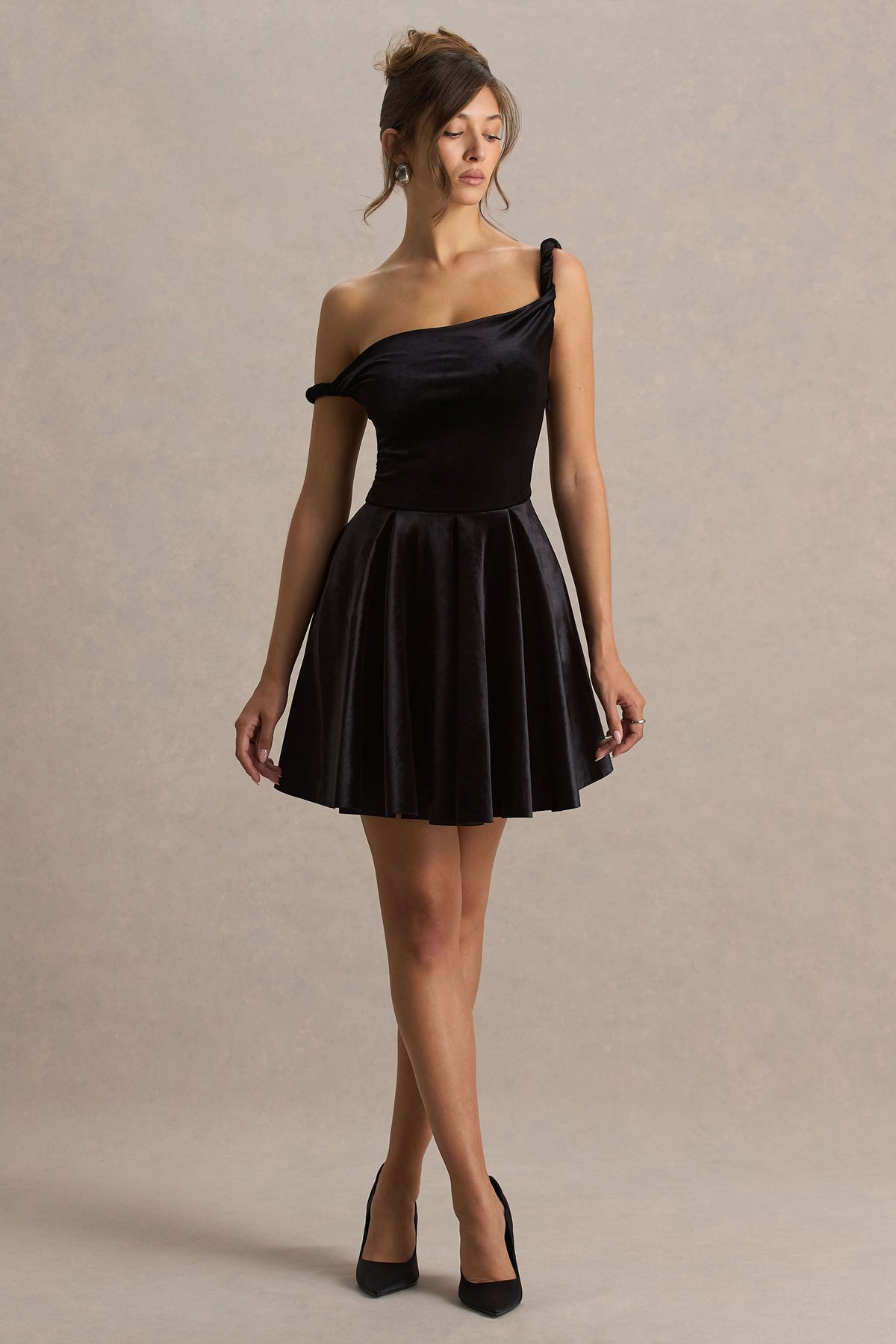 Leticia | Black Asymmetric-Neck Velvet Mini Dress With Twist-Sleeve