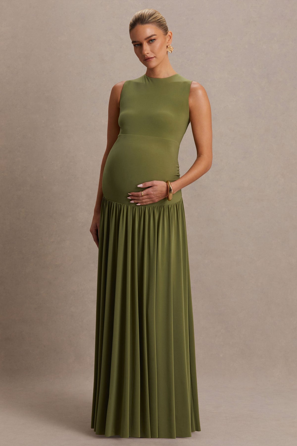 Outline | Olive Crew-Neck Maternity Maxi Dress With Pleated Skirt